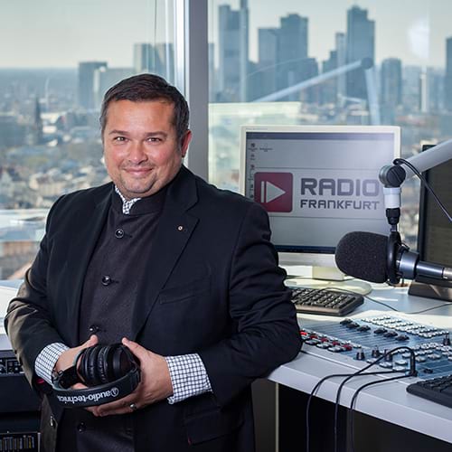 Eike Knall im Antenne-Pfalz-Studio